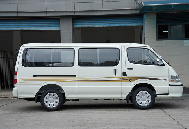 15 Seater Minibus