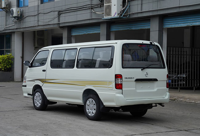 15 Seater Minibus