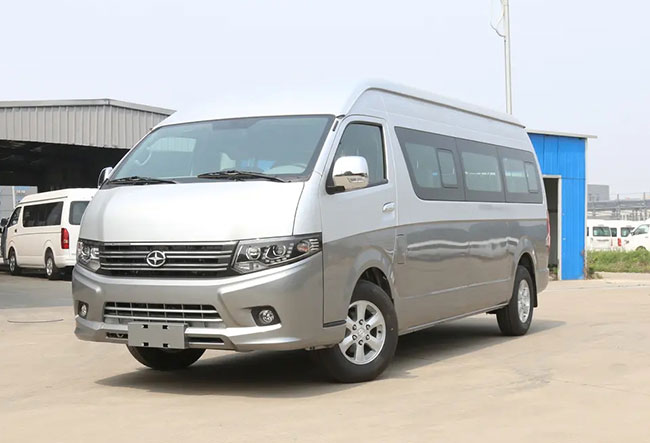 18 Seater Minibus