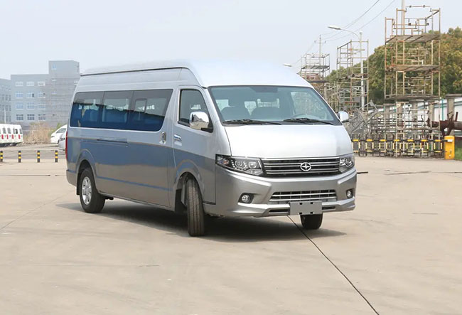 18 Seater Minibus