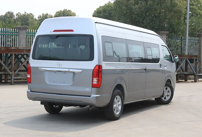 18 Seater Minibus