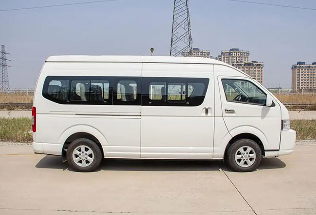 Toyota Hiace 12 Seater