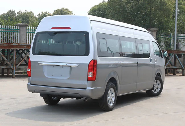 Toyota Hiace Commuter 18 Seater