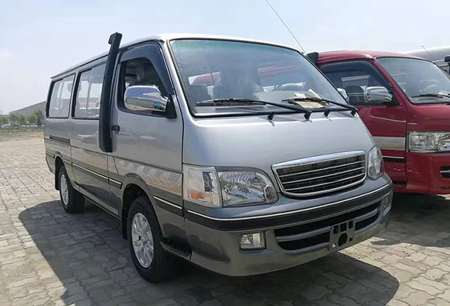 Toyota Hiace Commuter Bus