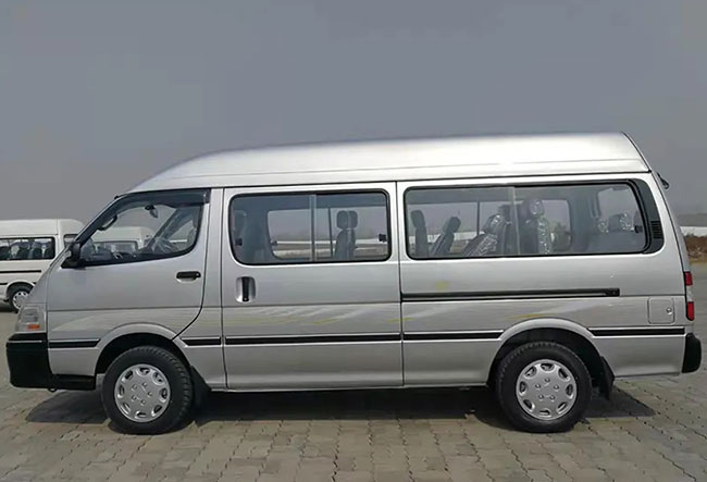 Toyota Hiace Commuter Bus