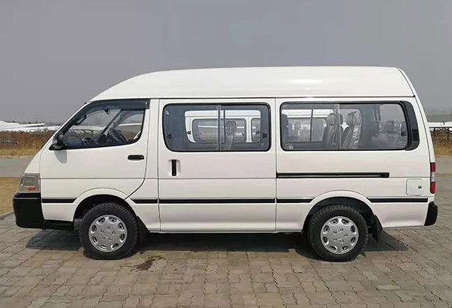 Toyota Hiace Commuter Bus