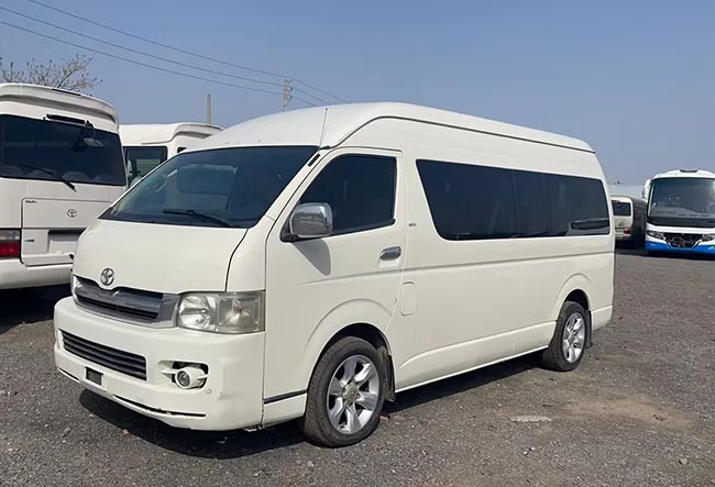 14 seats Toyota Hiace Van