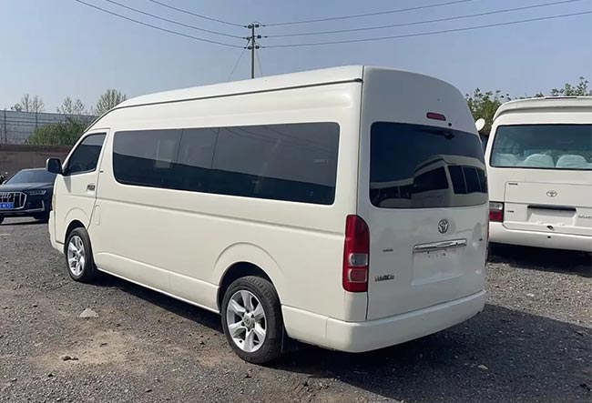 14 seats Toyota Hiace Van