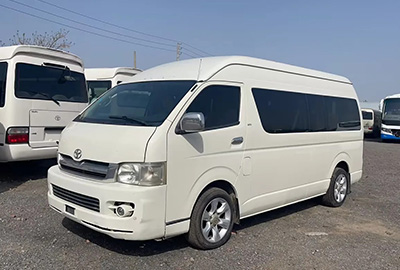 14 seats Toyota Hiace Van