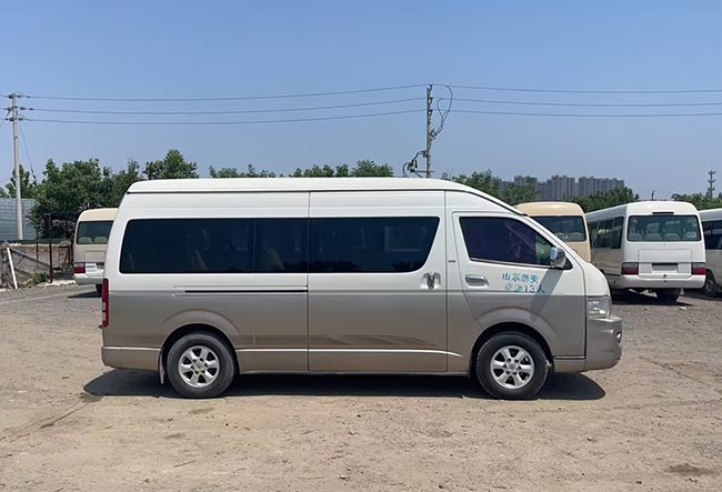 Used Toyota Hiace Commuter Minibus