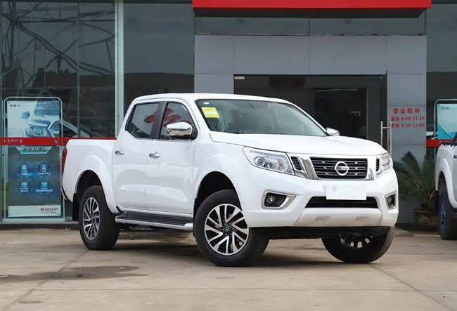 Nissan 4x4 Pickup