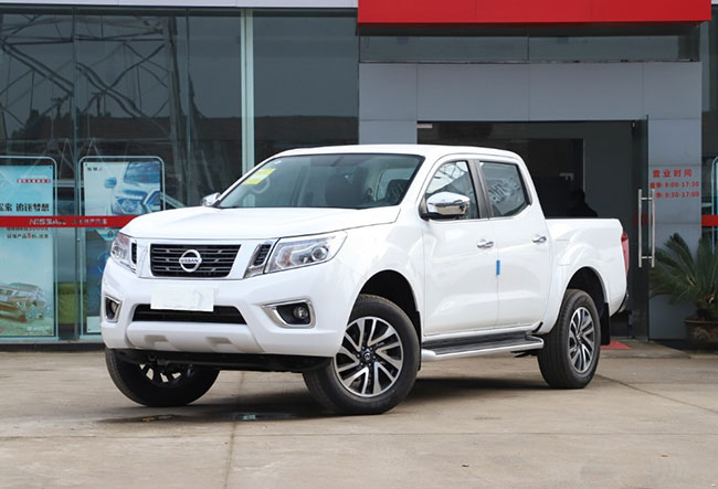 Nissan 4x4 Pickup