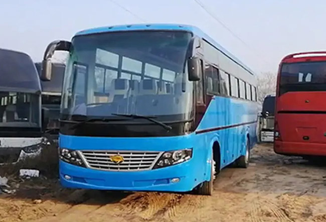 35 Seater Dongfeng Luxury Bus