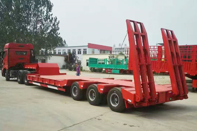 3 Axles Low Bed Semi-Trailer