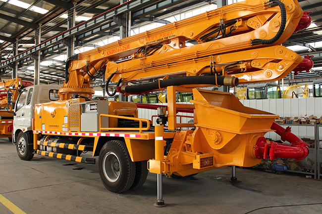 26m FOTON concrete pump truck