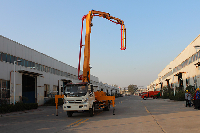 26m FOTON concrete pump truck